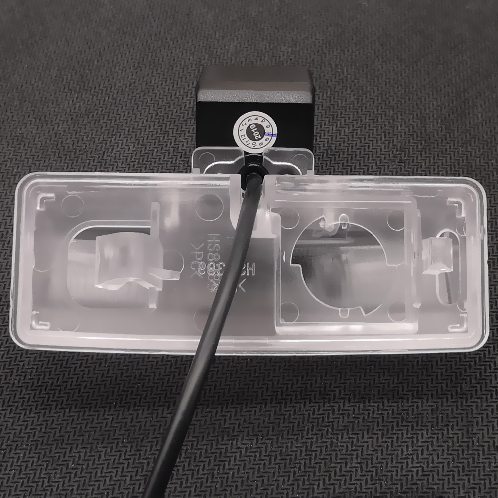 YIFOUM HD Dynamic Trajectory Tracks Car Rear View Backup Parking Camera For Toyota RAV4 Venza