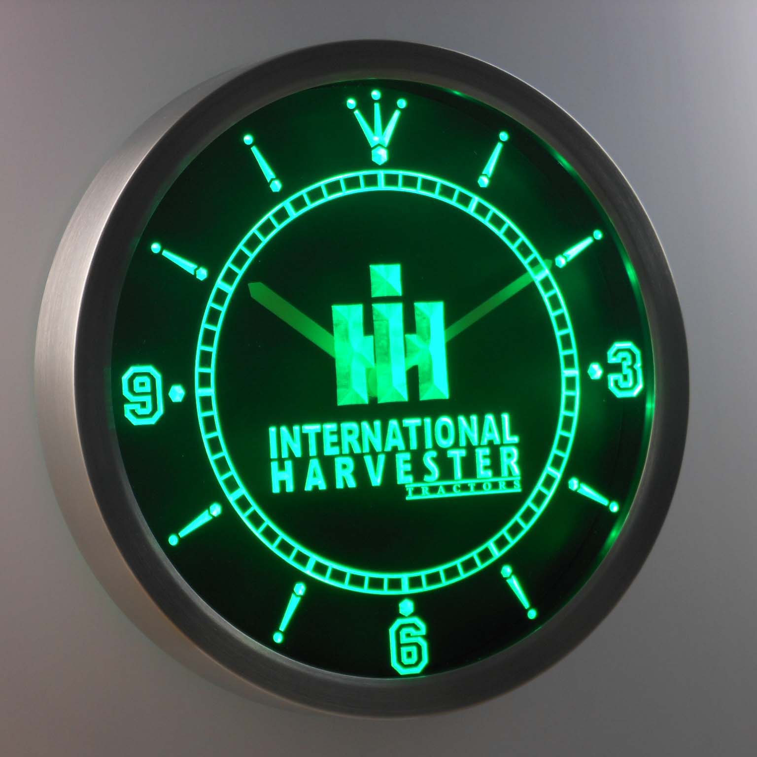 nc0169 International Harvester Tractor Neon Light Signs LED Wall Clock