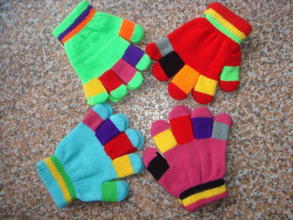 Winter Kinderen Handschoenen Zes-Kleur Regenboog Studenten Gebreide Paul Warm Breien Wollen Handschoenen
