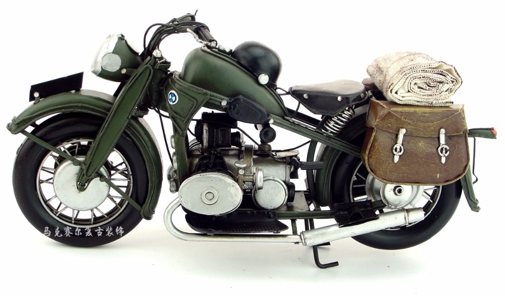 Antieke klassieke motorfiets model retro vintage smeedijzeren creatieve decoratie, iron art