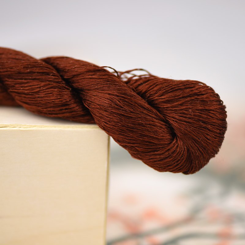 silk embroidery thread / 100% silk thread /hand embroidery embroider cross stitch/Reddish brown/12 gradient colors: 12