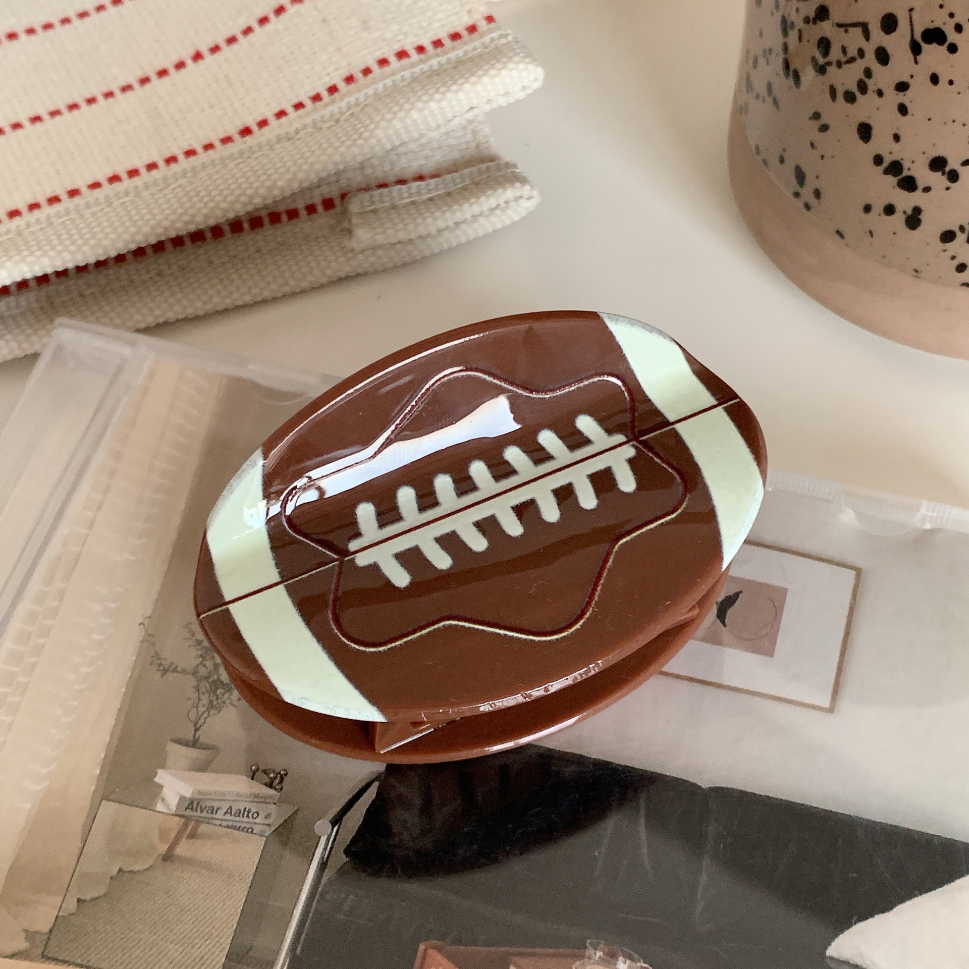 Deportes atléticos fútbol americano baloncesto béisbol pinzas en forma de garra mujeres niñas pelotas de fútbol accesorios para el cabello 2023: Gris