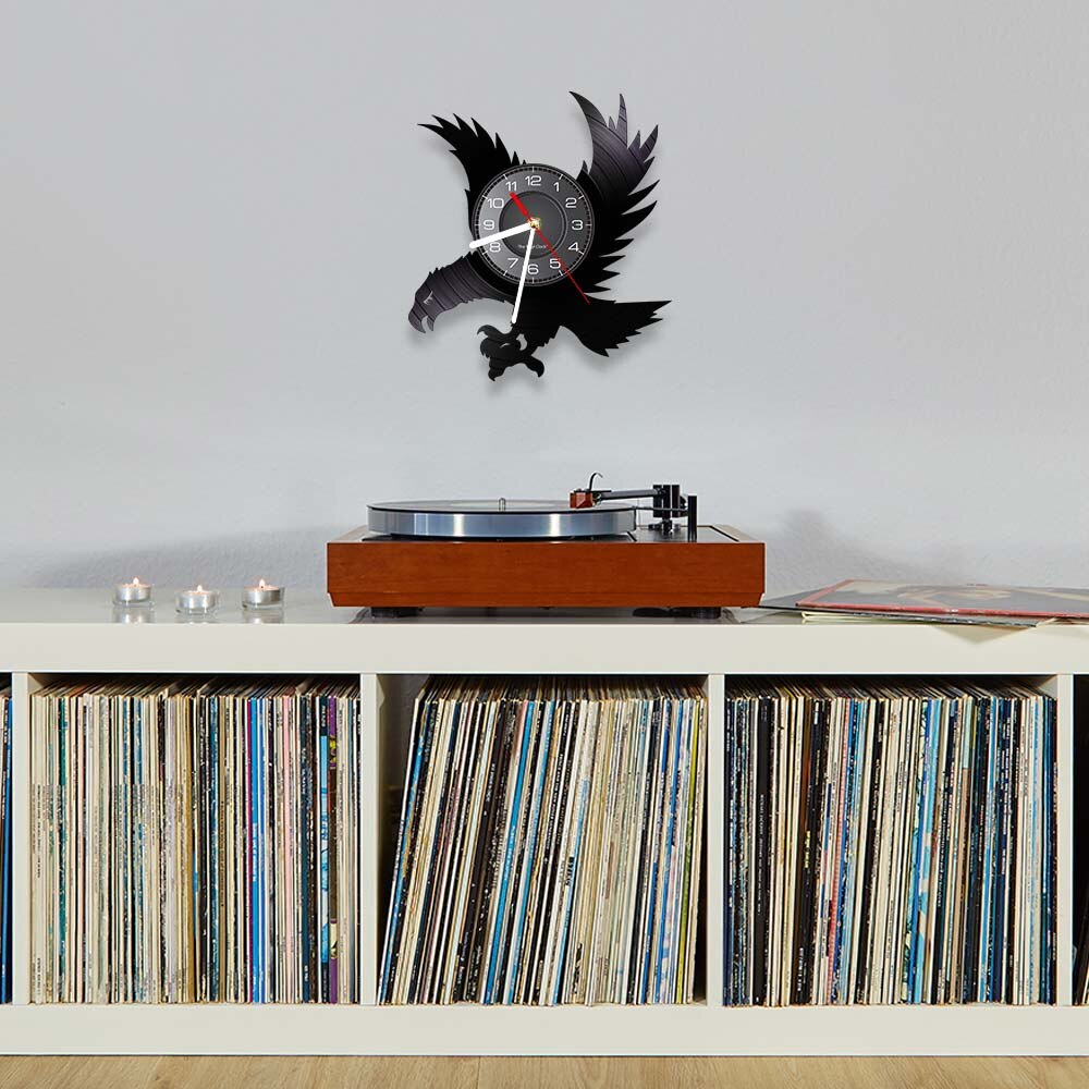 Flying Eagle Silhouette Wall Clock Tercel Wall Decor Animal Bird Vinyl Album Record Wall Watch Black Hanging Non-Ticking Artwork
