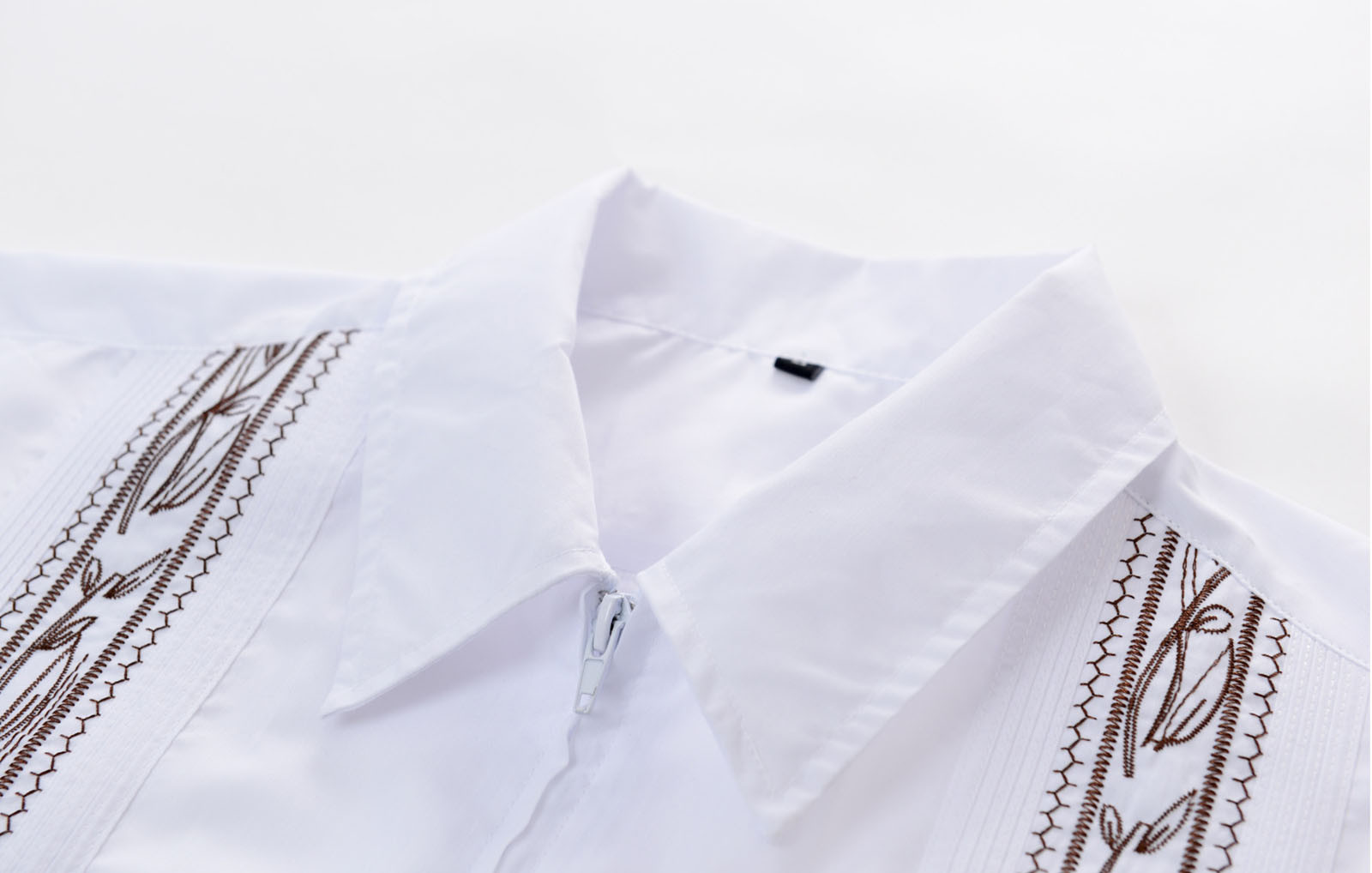 Chemises Guayabera pour hommes, vêtements à fermeture éclair, chemises traditionnelles brodées à quatre poches, chemises cubaines mexicaines