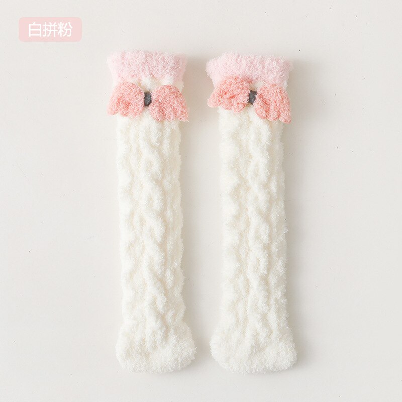 Nette Winter Warme freundlicher Socken Dicken Korallen Vlies Stich FlüGel Baby Socken Knie Höer Boden Socke für Weihnachten Neue jahre: Weiß Rosa