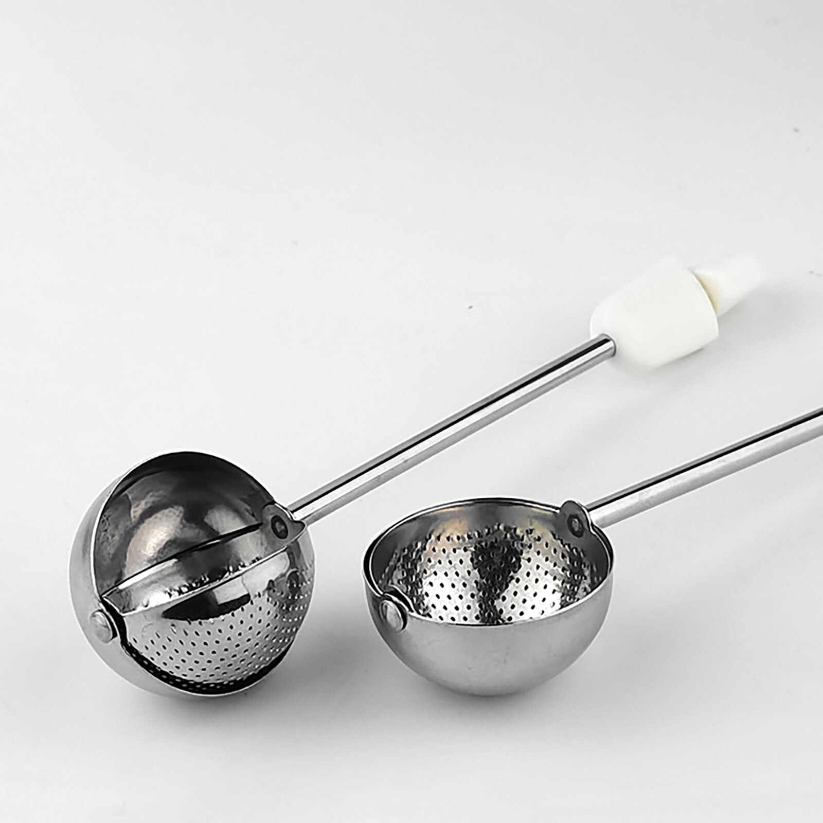 Stainless Steel Fine Mesh Flour Sifter Flour Sieve/Shaker Powdered Sugar/Baking Sifter Hand Small Colander Strainer Baker