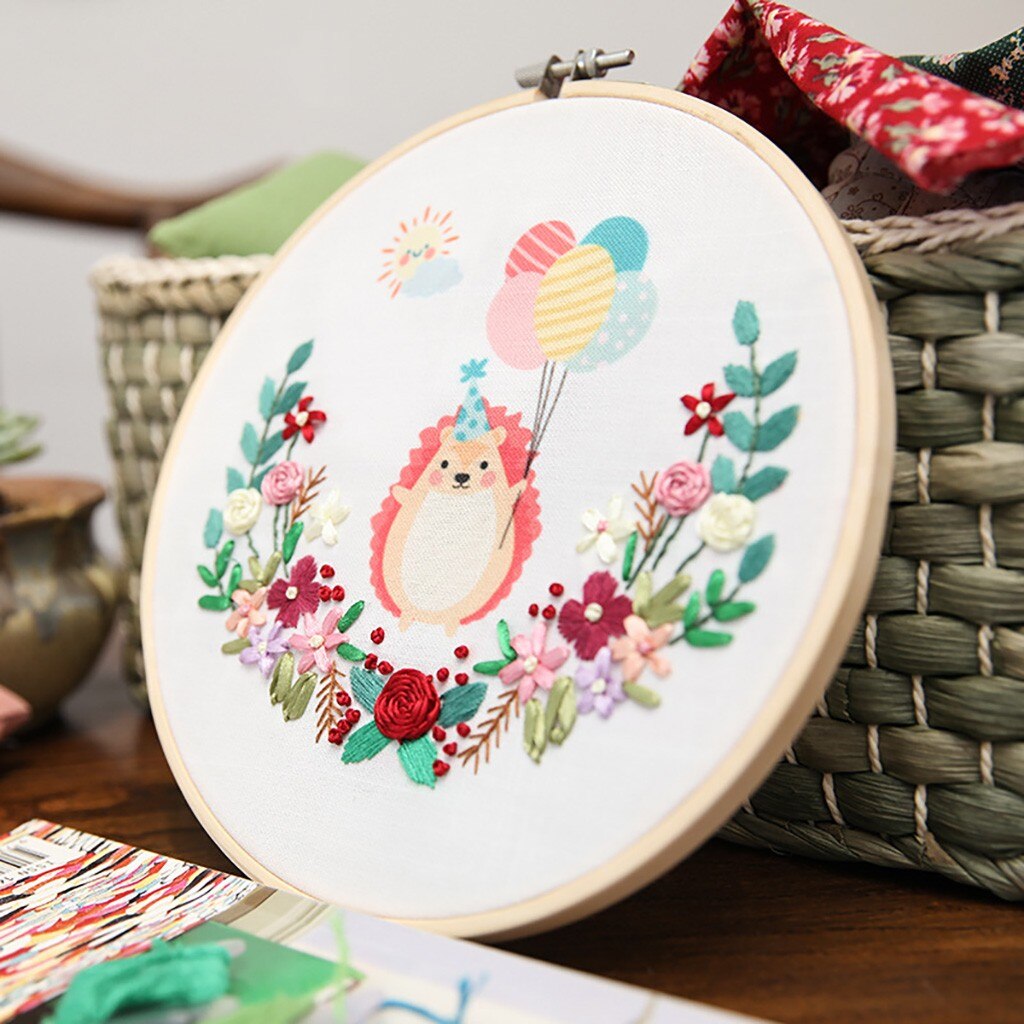 Cross Stitch DIY Stamped Embroidery Starter Kit Cute Animal Pattern Embroidery Cloth Color Threads Tools Kit Bordado