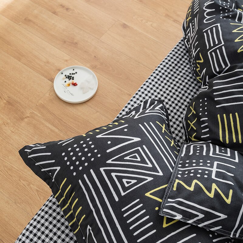 Black digital geometric pattern Duvet Cover 220x240 Pillowcase 3Pcs,Black and white grid Bedding Set,200x230/175x200 Quilt Cover