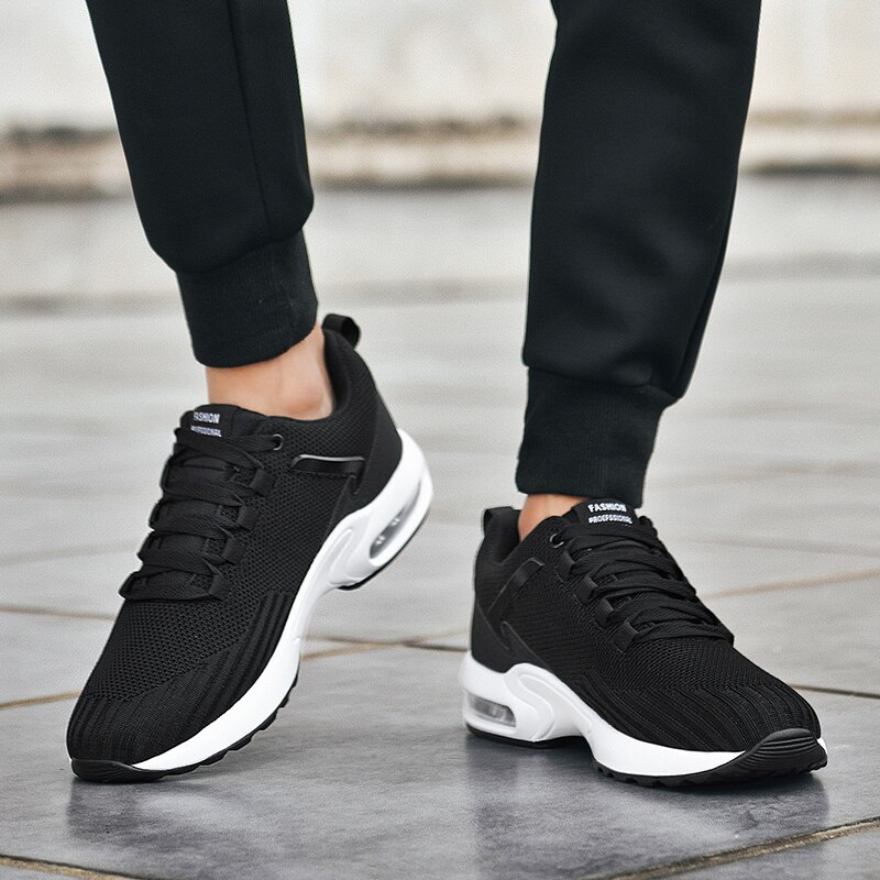 Autumn Men's Breathable Golf Sneakers Men's Black Blue Comfortable Grass Golf Training Shoes Track and Field Coach Sneakers