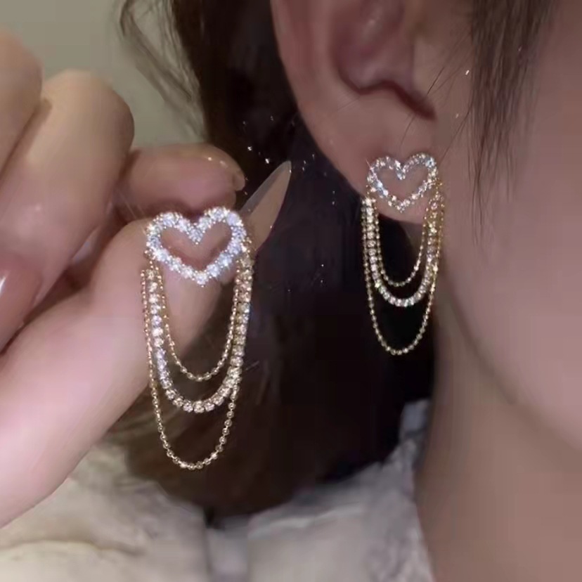 Glanzende lange oorbellen met kwastjes en glitter voor dames, lange oorbellen met kettinghangers, perfect als sieraden voor bruiloften en feestjes.: Rode wijn
