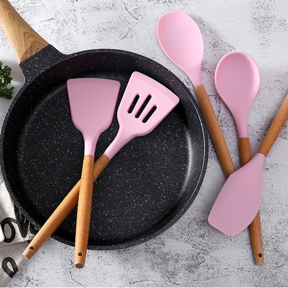 Silicone Kitchen Soup Spoon Cooking Spoons Wood Handle Spoon Kitchen Accessori
