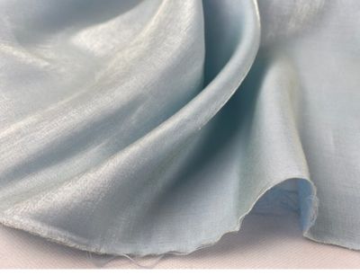 Cf701 effen gele/gouden/blauwe/roze/grijze glanzende zachte dunne zomerstoffen voor jurken, katoenen tencel satijnen stoffen, handgemaakte doe-het-zelf stoffen: Lichtblauw