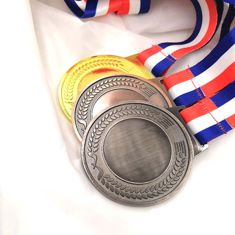 Volleyball metal medalje farve metal medalje kamp medaljer badges souvenirs med godt bånd skole sport metal print gratis