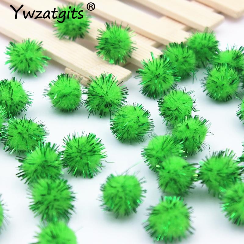 144pcs ongeveer 10mm Pluizige Zachte Pom Poms Pompoms ballen Handgemaakte Bruiloft Decor Voor DIY Kinderen Speelgoed Craft Supplies materialen YJ0702
