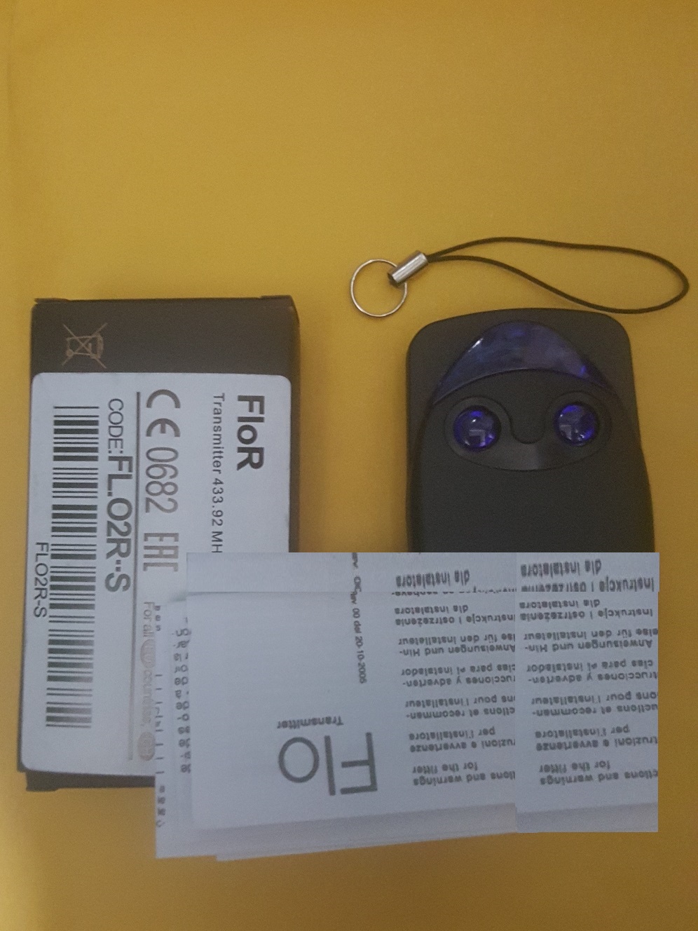 FloR-s Gate / Garage Remote FLO1R-S FLO2R-S FLO4R-S Flor era inti: flo2r-s