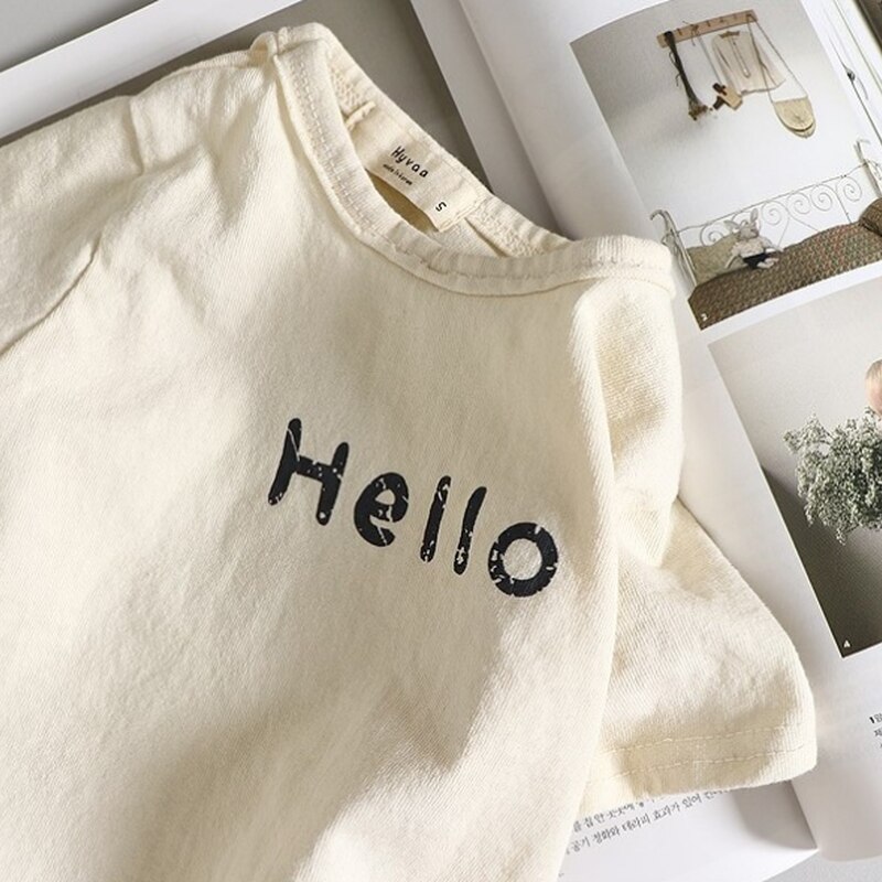 Zomerse koreaanse baby bodysuits met letterprint voor jongens en meisjes, jumpsuits en schattige babykleding