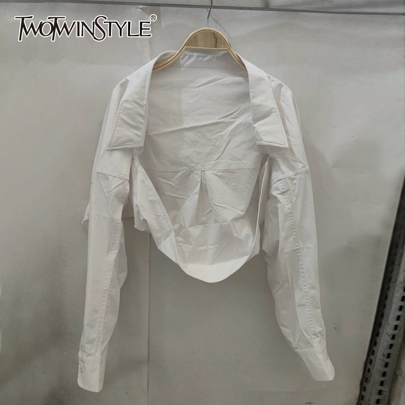 Camiseta blanca informal Irregular TWOTWINSTYLE para mujer, Blusa de manga larga con cuello de solapa, ropa de de verano para mujer, novedad