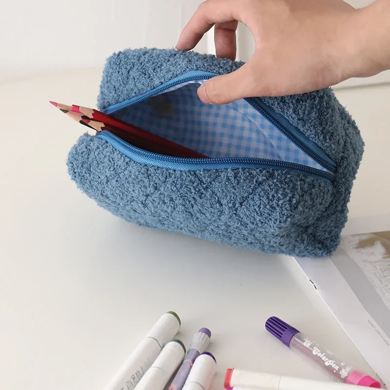 Cute Women's Cosmetic Bag Pencil Case Soft Plush Makeup Bag Lipstick Makeuo Pouch Jewelry Pencil Case Travel Cosmetic Organizer