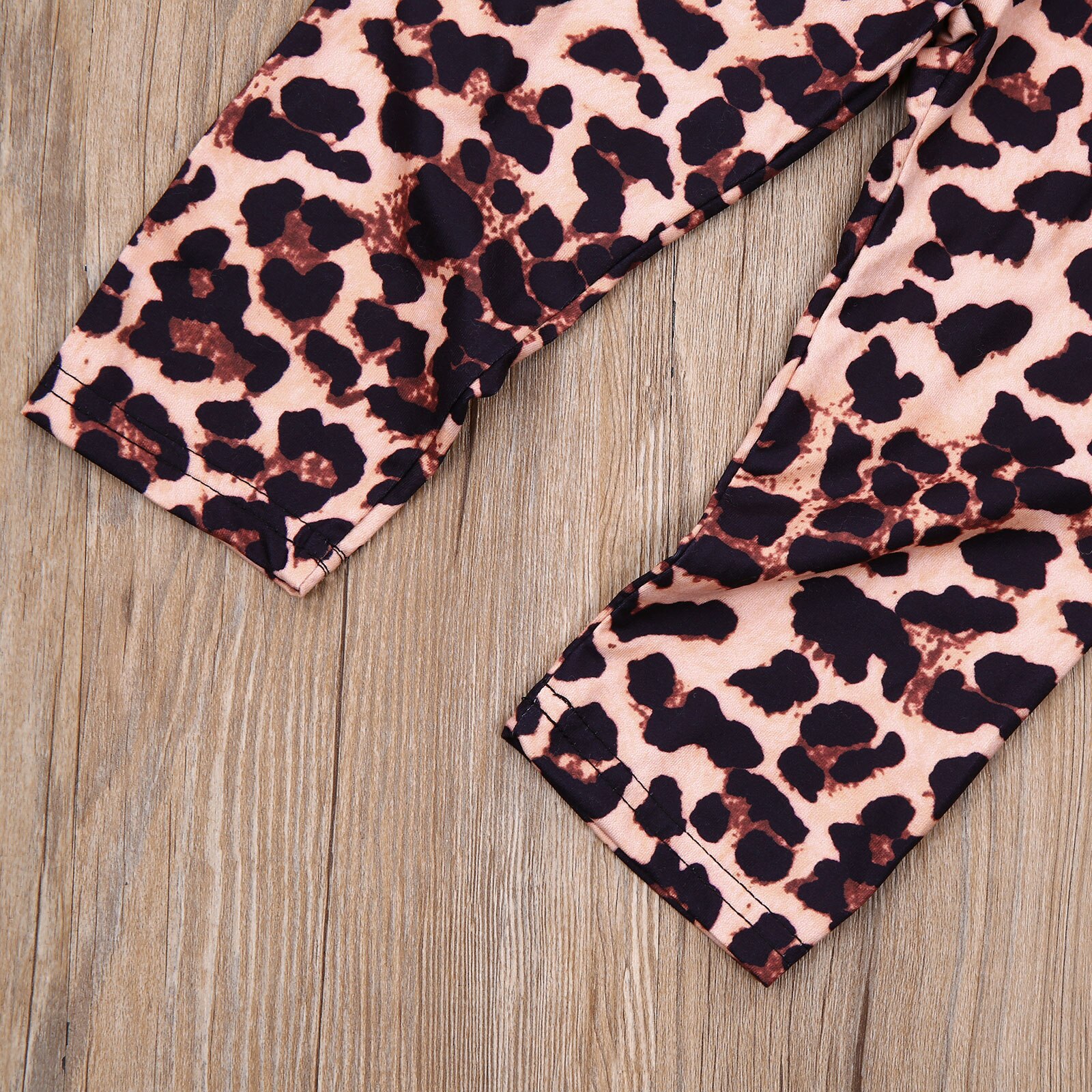 Tenues décontractées 2 pièces pour bébés filles, pull à manches longues à motif cœur et col rond + pantalon imprimé léopard