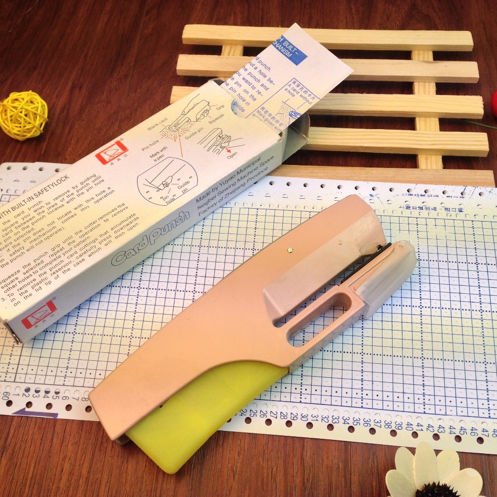 Card punch device for punch cards BROTHER/ SILVER REED machines knitting sweater hand crafts accessories knitting machines