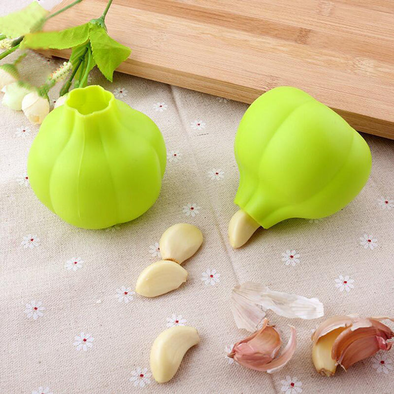 Plastic Garlic Cutter 2 in 1 Garlic Press Garlic Crusher Cube Kitchen Tools