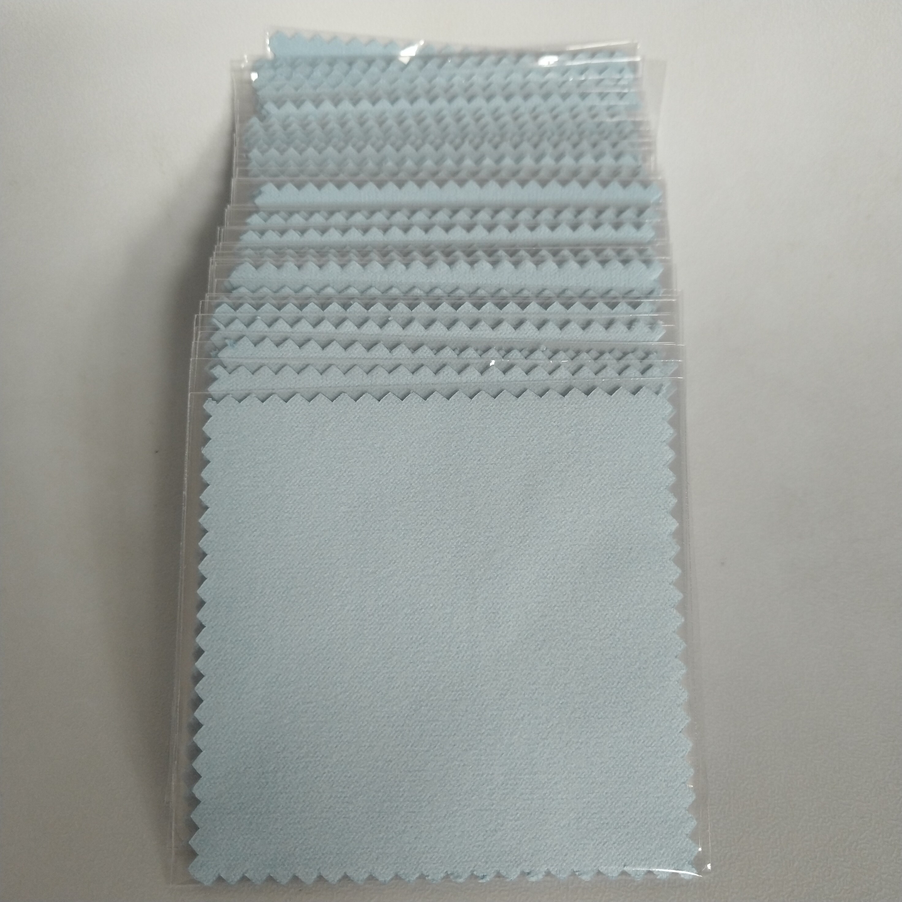 50 100 Stuks Cleaning Silver Polijsten Doek Met Opp Zak Voor Sterling Zilveren Sieraden Anti Aanslag Blauwe Kleur Microfiber Suède: 50 Pieces