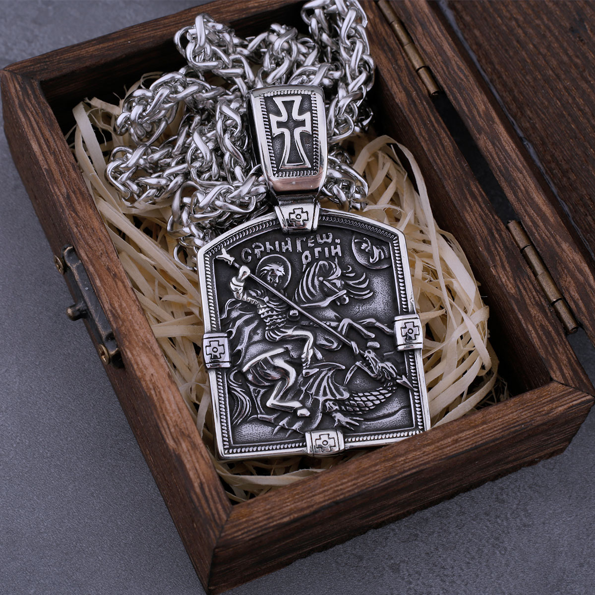 Rvs Retro Religieuze Heilige Warrior Ketting Mannen En Vrouwen Terug Bijbel Cross Amulet Biker Hanger Ketting Sieraden: Licht Geel Goud Kleur