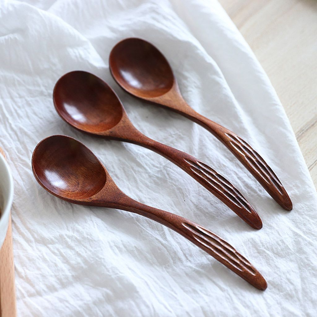 1Pc Hand-carved Curved Handle Tortoiseshell Spoon Japanese-Style Natural Wood Long Soup Spoon Kitchen Utensils