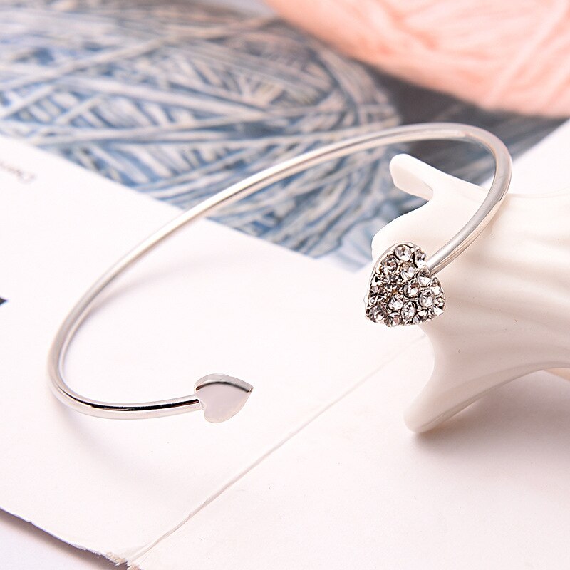 Urocze Love Heart Shape bransoletki i Bangles dla kobiet dziewczynki kryształowa bransoletka złota srebrna kolorowa bransoletka oświadczenie biżuteria A233