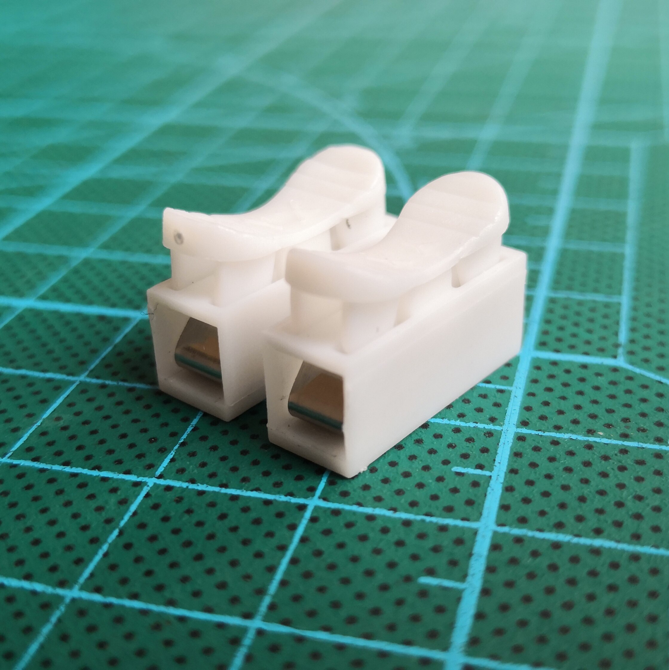 25 PCS Splicer Plugs /connection plugs /Connector Plugs/ linker plugs/Plug Lighting System/Railway/Railroad/Train Layout