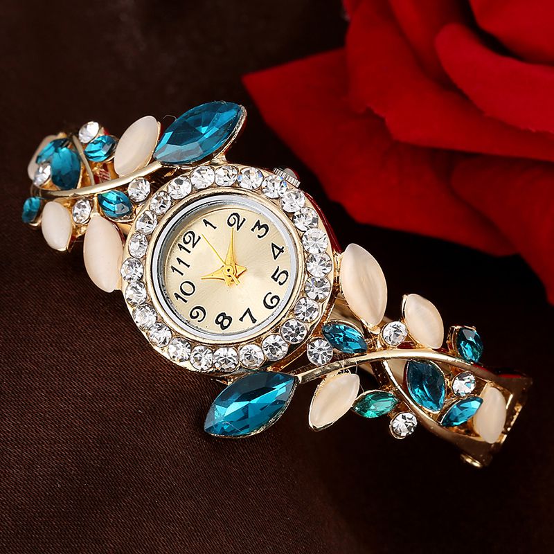 Luksus rhinestone armbåndsur kvinder krystal blad form armbånd ure guld quartz ure