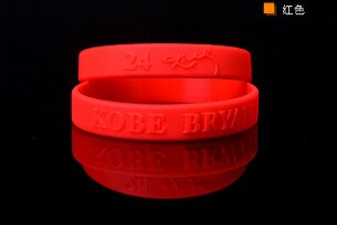 Pulsera deportiva de silicona para baloncesto, brazalete Bryant, pulsera de goma, brazalete de letras conmemorativas, joyería: Red