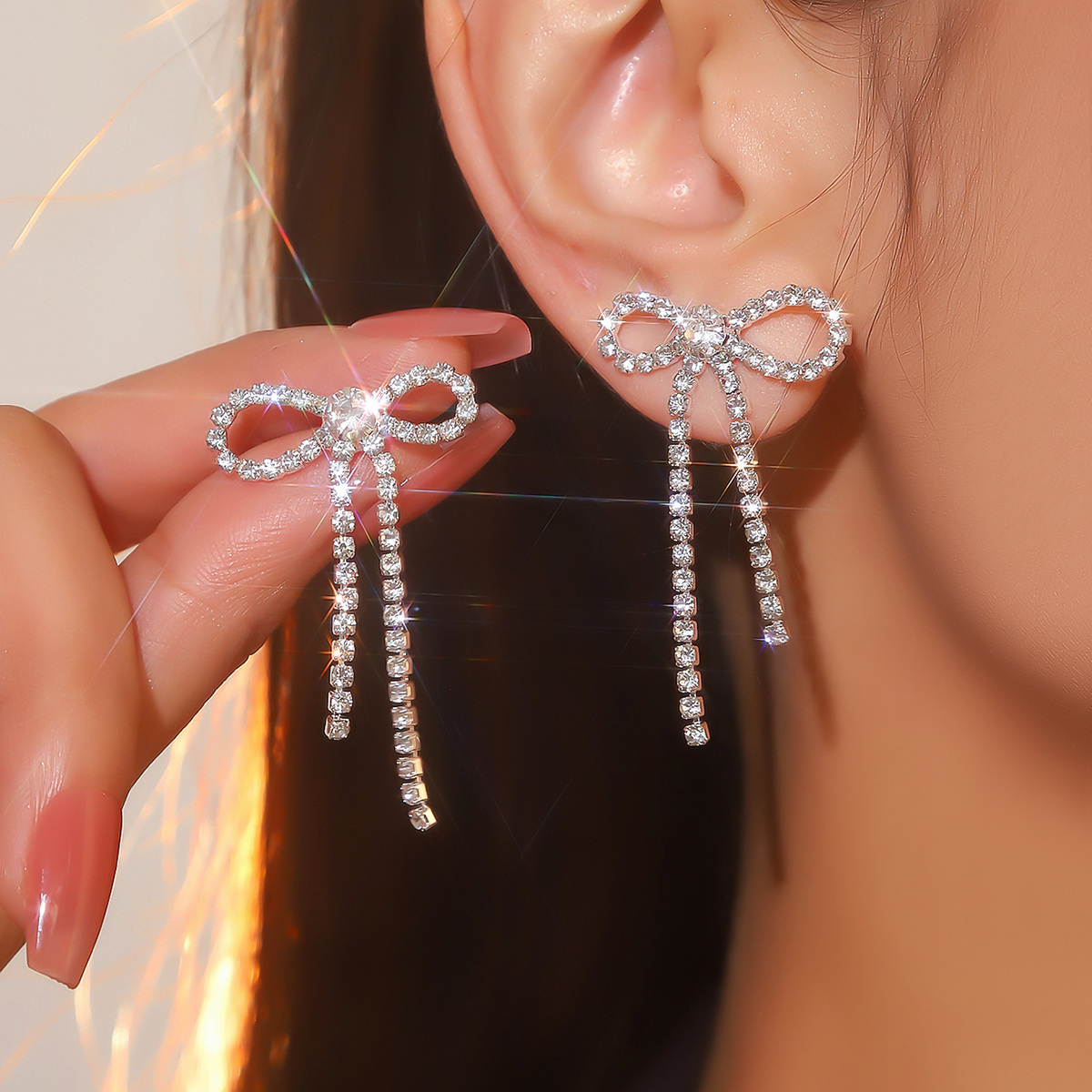 Kleurrijke strik oorbellen voor dames, oorbellen met strass steentjes, lange kwastjes, zwarte roestvrijstalen hangende oorbellen, schattige sprankelende sieraden