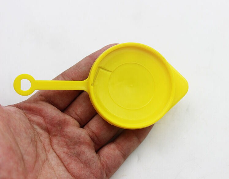 For Ford Mondeo Water Bottle Cover / Wiper Bottle Cover / Wiper Cleaning Bottle Cap / Glass Bottle Cap 1S71 17632BA