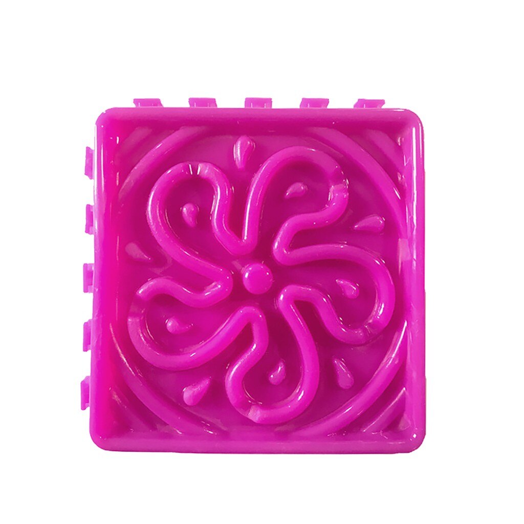 Pet dinner plate Dog Licking Food Plate Slow Food Anti-Choke with 4 suction cups Distracting 15X15X2cm improve digestion#7.3: HOT