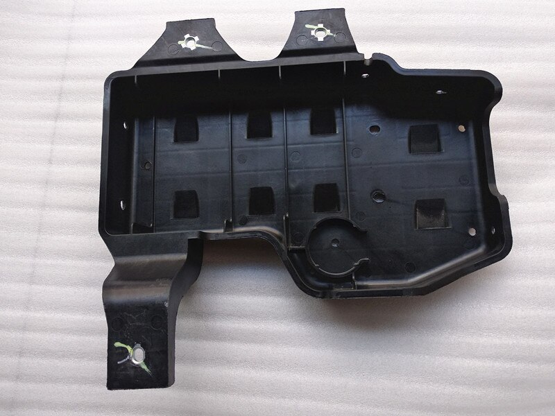 For HYUNDAI SantaFe IX45 Activated carbon canister housing cover Plastic shell Black shell 314252W000 31425-2W000