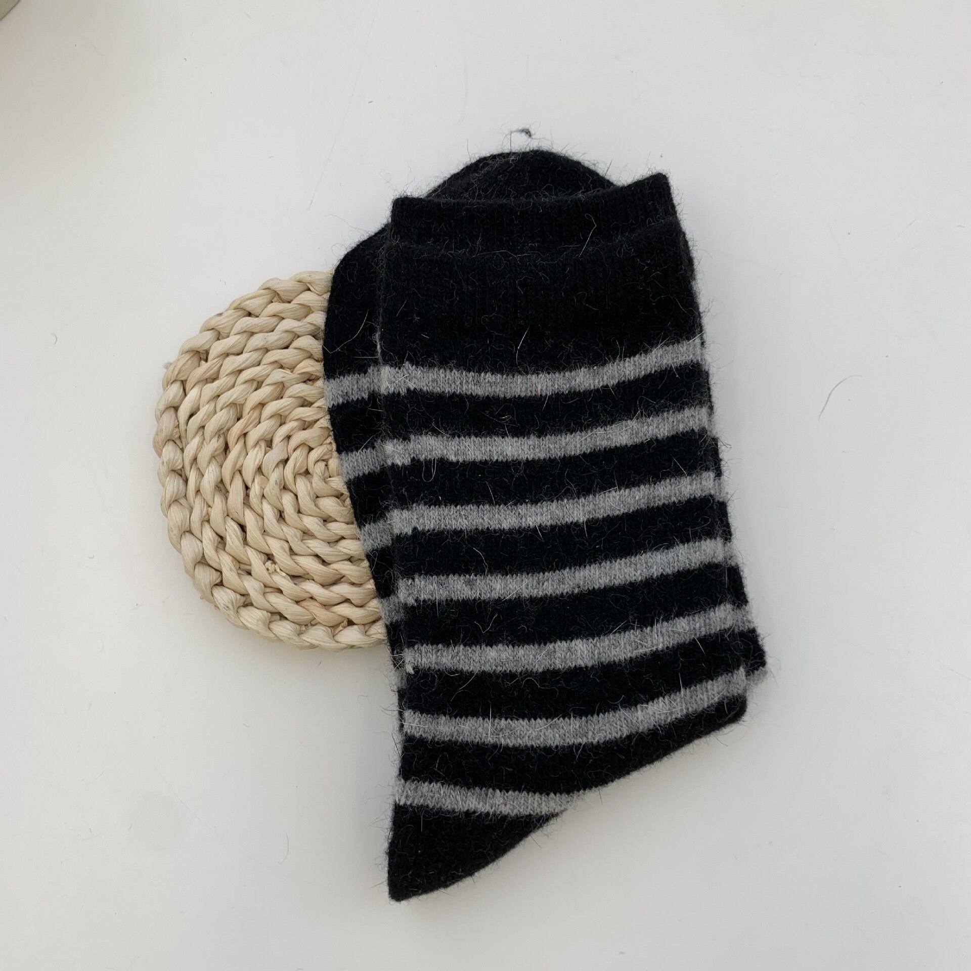 Chaussettes en poils de lapin pour femmes, décontractées à rayures, longues en laine de cachemire, hiver, épaisses et chaudes, Streetwear, chaussettes thermiques d&#39;équipage, , 20%: Black