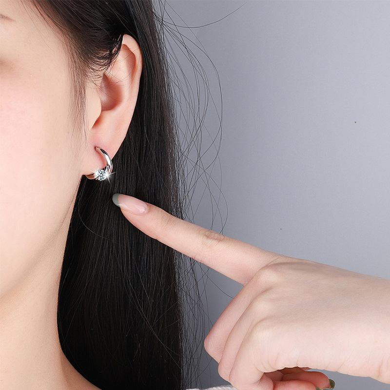 Pendientes Huggies de plata esterlina 2023 para mujer, aretes pequeños redondos de circonita con diamantes de imitación, aretes de aro, de joyería de , novedad de 925