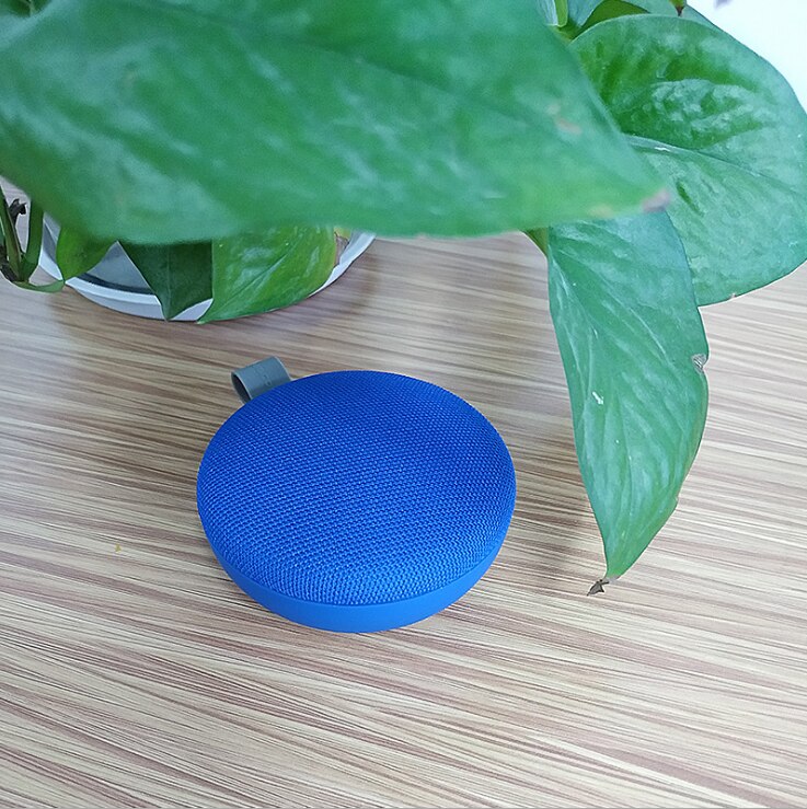 Bærbar mini stoff bluetooth høyttaler høyt volum trådløs hifi bluetooth høyttaler for utendørs sport fotturer camping: Blå