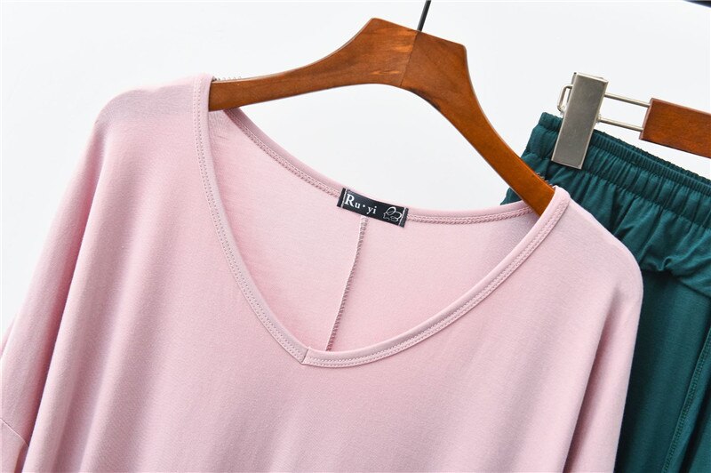 Pliktea Pyjamaset - Dames V-Hals T-shirt & Lange Broek - Effen Modal Spandex