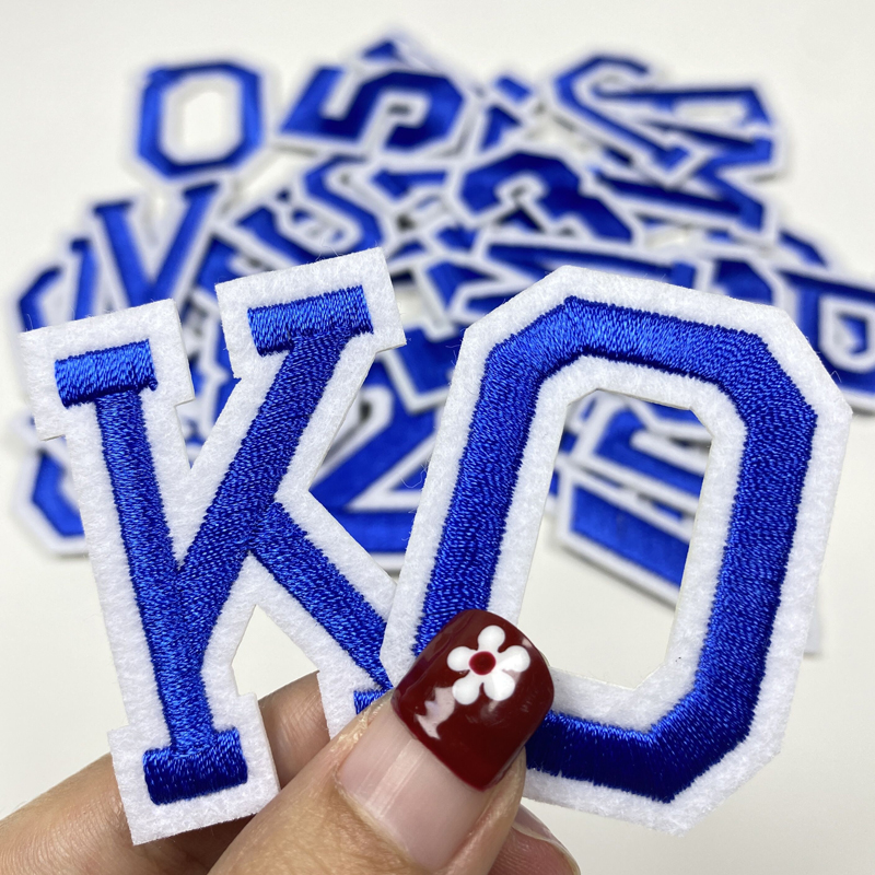 Parches para planchar con letras bordadas azules Para Ropa Mochila Parches Para Naszywki Letras alfabeto coser Bordadas Adhesivas Ropa
