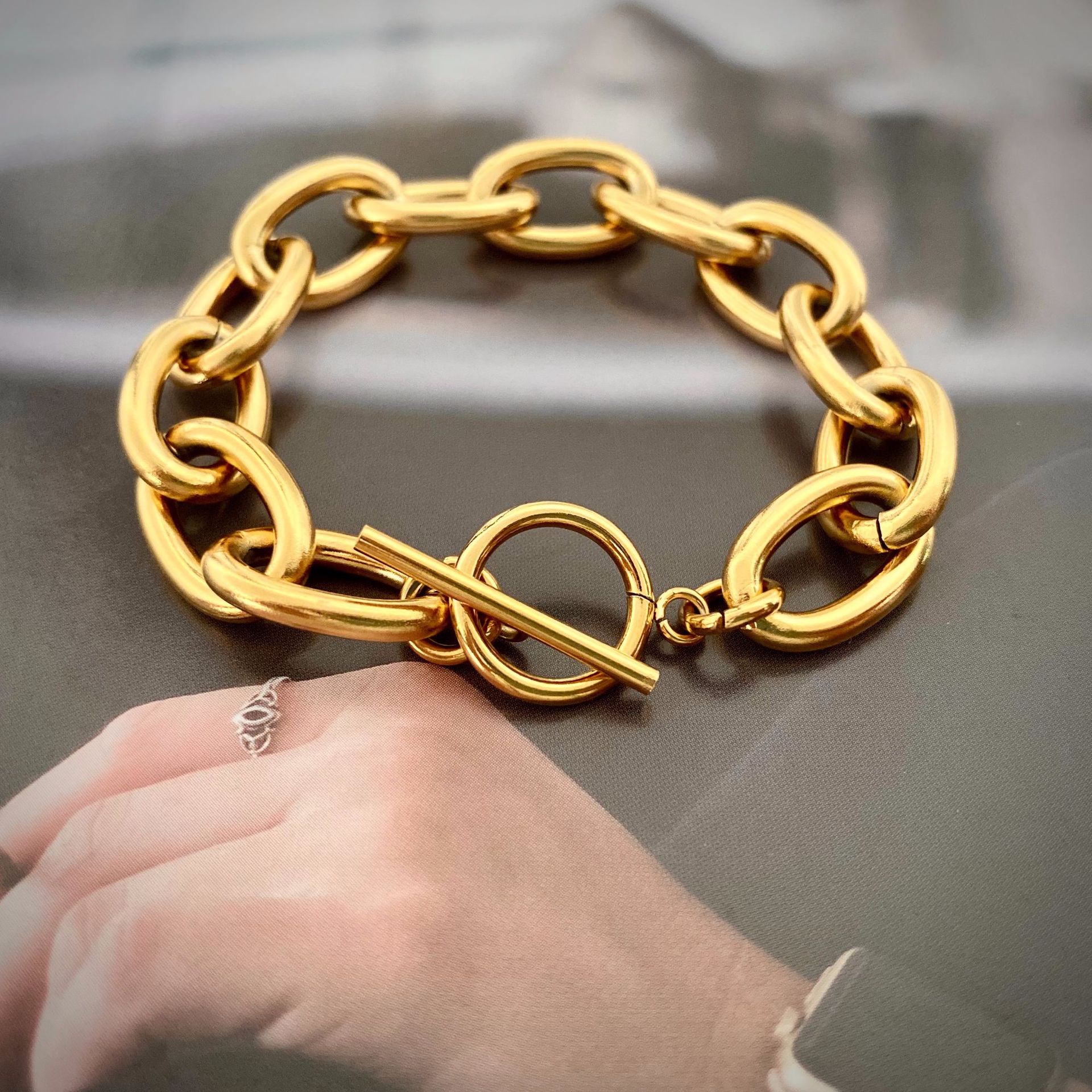 J. Hangke Rustless Roestvrij Staal Armband Voor Vrouwen Werken Partijen Fashiona Accessoires Gouden Sieraden Ketting Armbanden Choker