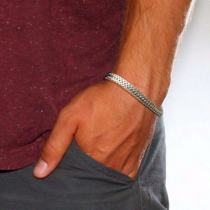 Pulsera de los hombres de acero inoxidable de buena para hombre pulsera hombres de cadena de serpiente en la mano del hombre pulseras de cadena