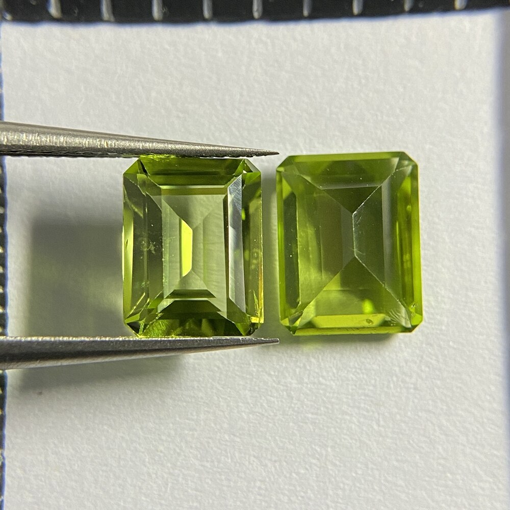 Meisidian A Octagon Cut 7X9mm 2 Carat Natural Peridot Stone