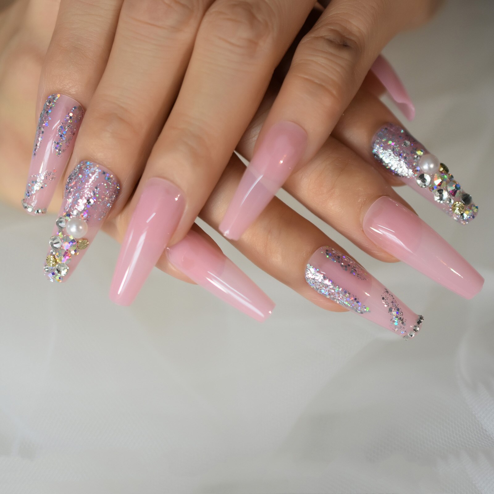 Extra Lange Druk Op Nagels Met Strass Parels Glitter Roze Nep Nagels Doodskist Ballerina Glossy Acryl Nail Tips Voor Vrouw