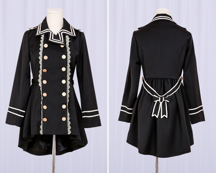 Japansk collegestil vintage dubbelknäppt spets slagslag svala svans trench lolita kappa långärmad skjorta shorts kostym loli cos: Spetsrock / S