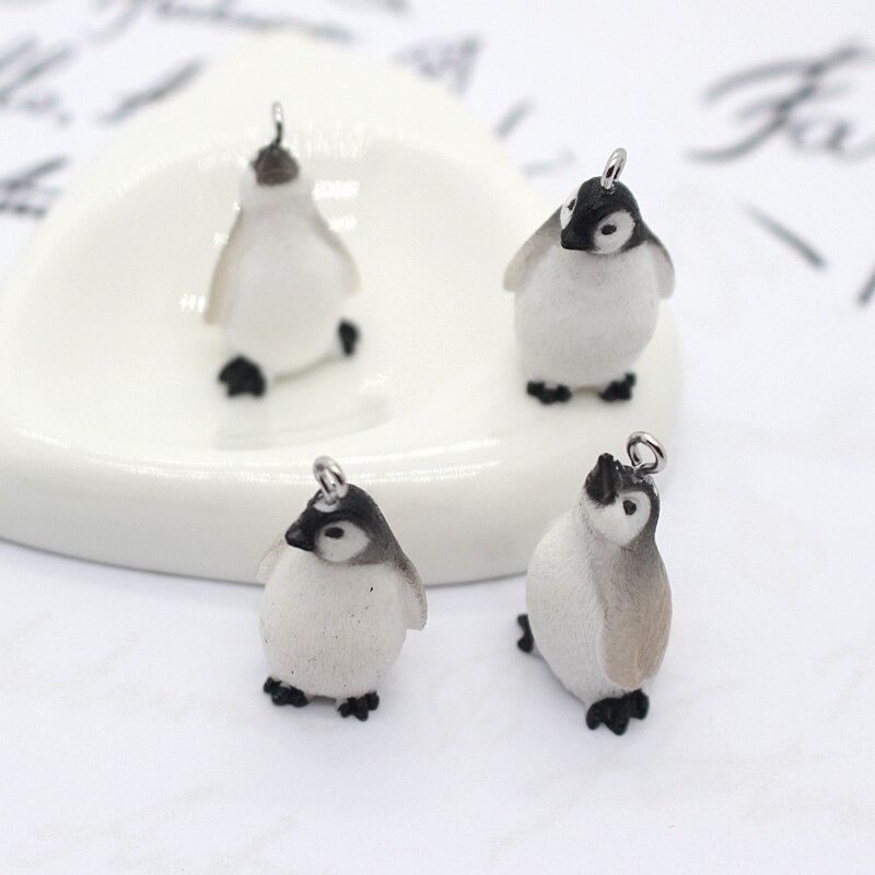 2 stücke Super Nette Kopf hoch Pinguin Ohrring Harz Charme 3D Handwerk Ebene Ohrringe Halskette Keychain Anhänger Schmuck Erkenntnisse