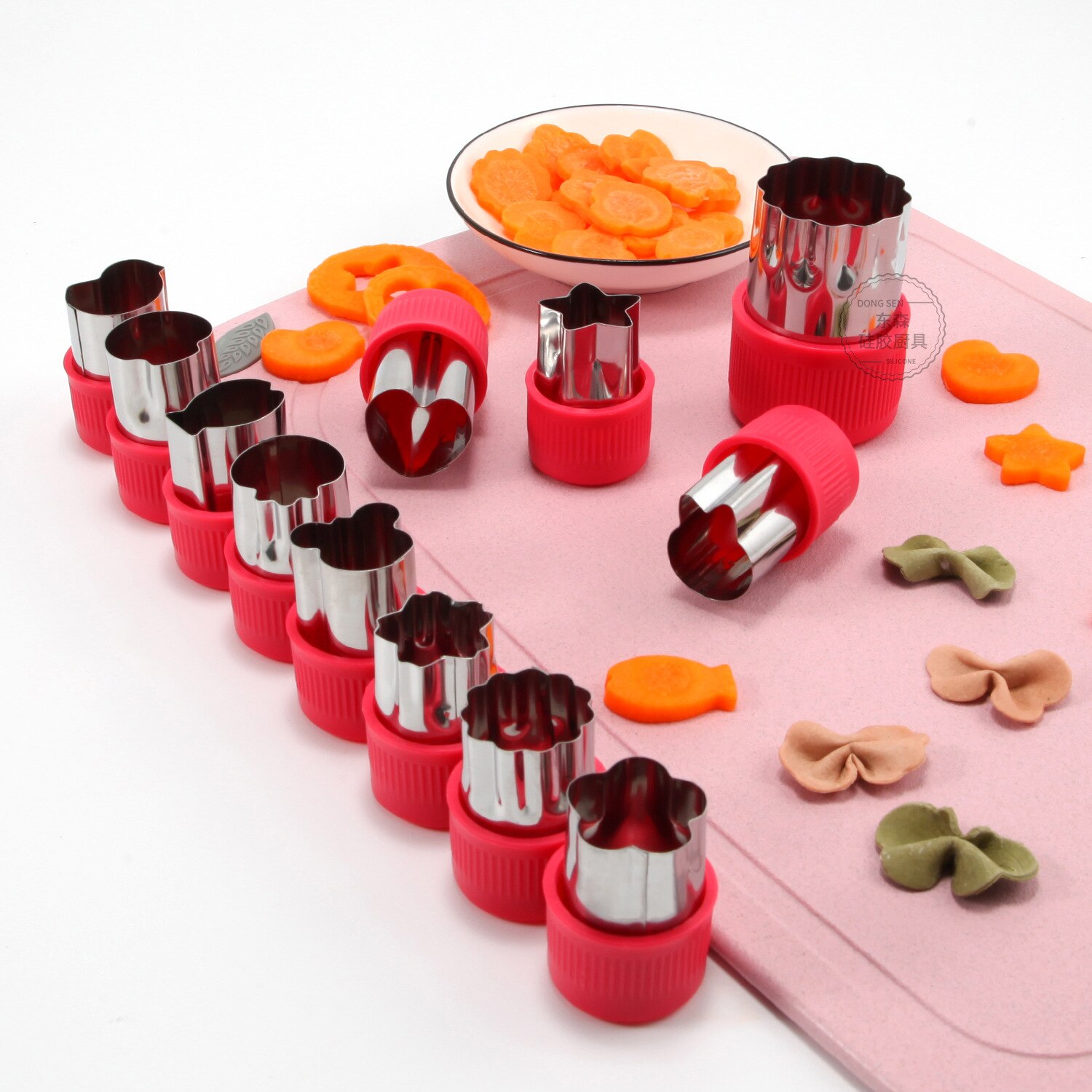 Vegetable Fruit Cutter Mold Cookie Tools 12Pcs Green Durable Food Decor Cutter Vegetable Fruit DIY Flowers Cutting Cutter Set