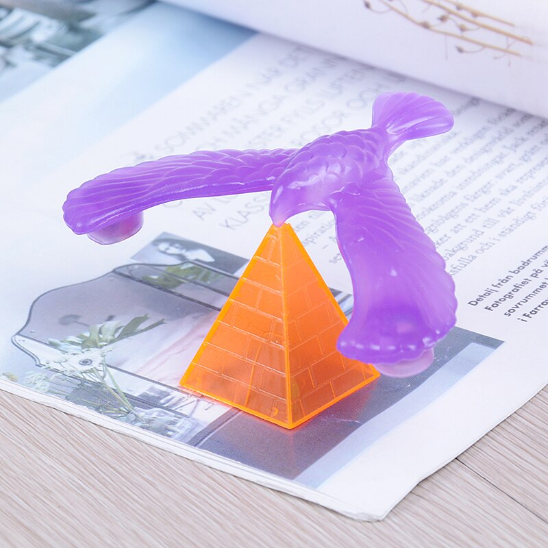 1 Pcs Magic Balanceren Vogel Science Desk Novelty Onderwijs Gag Speelgoed Piramide Balance Eagle Vogel Speelgoed Magic Speelgoed Plezier Leren gi