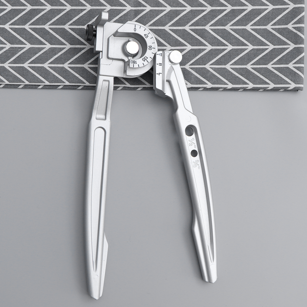 Handheld Tube Bender Bending Tool Manual Elbow Tool for Copper Aluminum Steel Pipe Air Conditioning Tube 10/12mm (Silver)